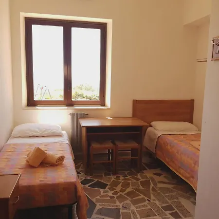 Casa Di Mamre Ostello Benestare